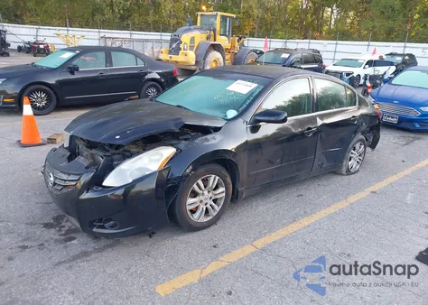 2010 Nissan Altima 2.5 S z USA, uszkodzony, nr VIN 1N4AL2APXAN415825